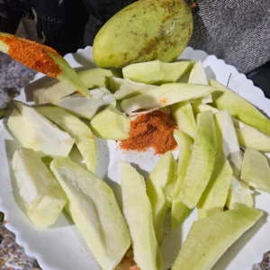 কাচাঁমিস্টি আম (৪কেজি)