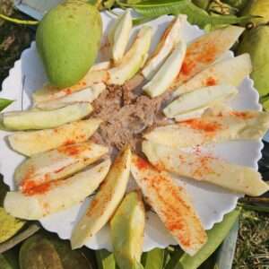 বারোমাসি কাঁচা টক আম (২কেজি)